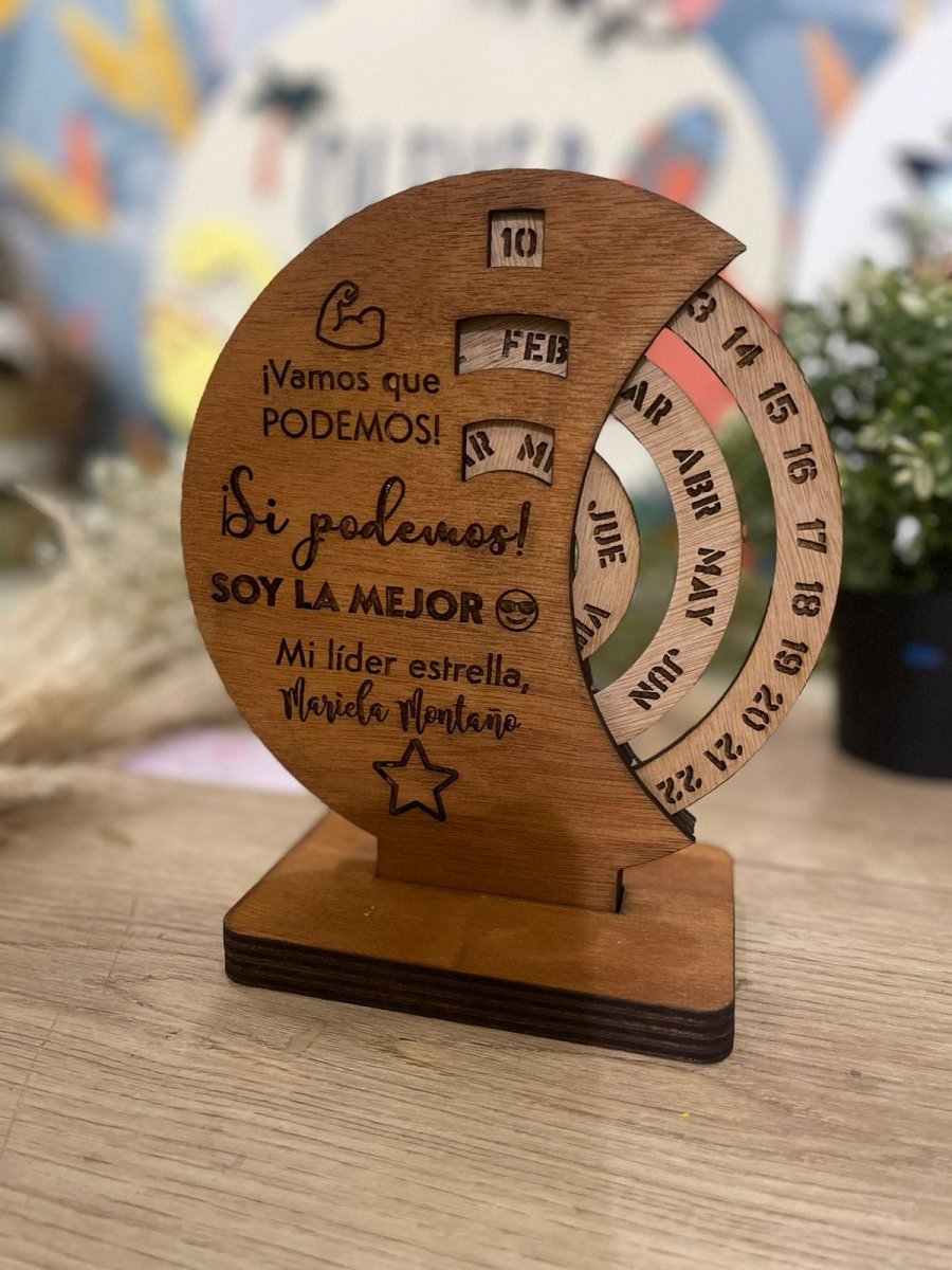 Calendario personalizado madera - Felt Craft RD