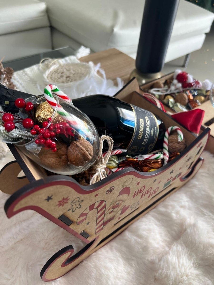 Canasta artesanal de madera con decoración de Navidad – Feltcraft RD