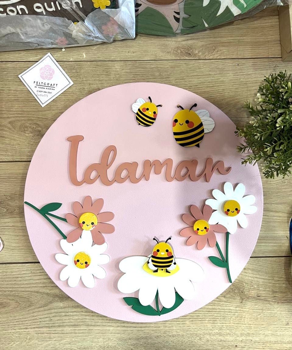 Colgante decorativo de abejitas para habitación de bebé