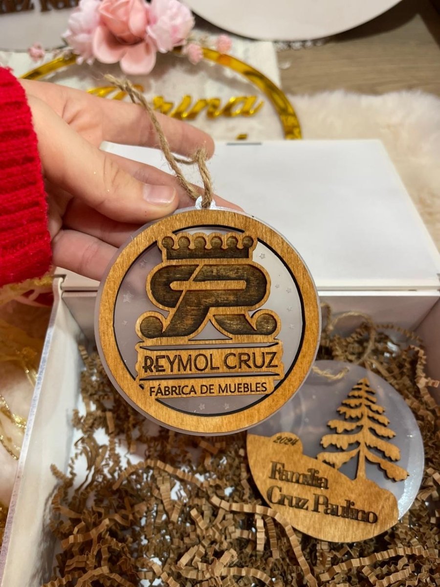copos para arbolito en madera con nombre
