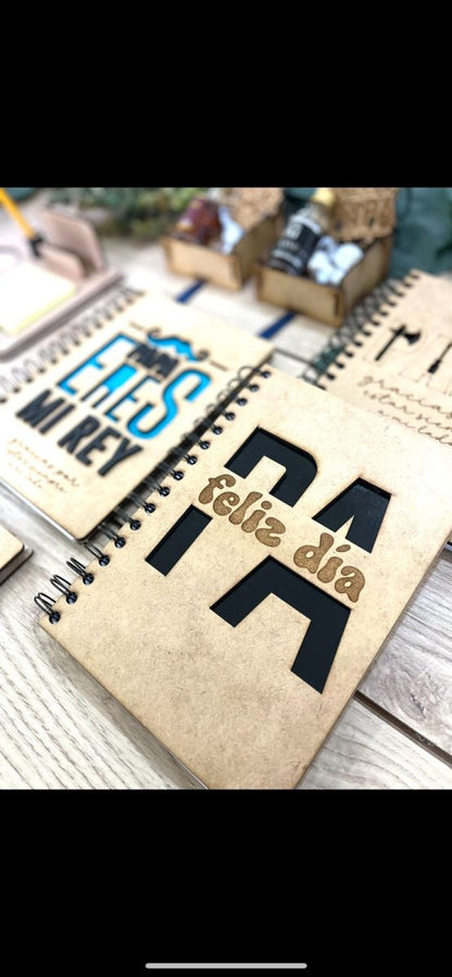 Detalle Libreta dia del padre - Felt Craft RD