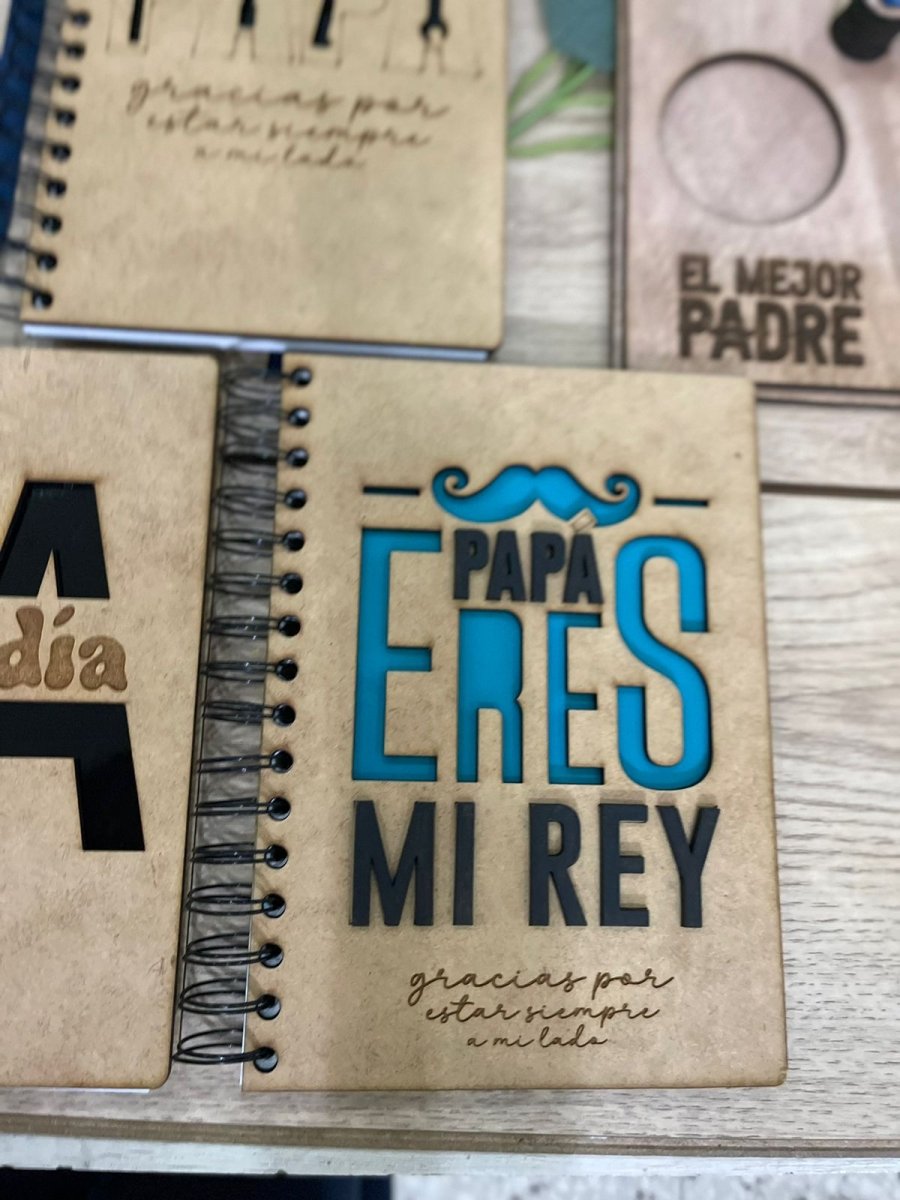 Detalle Libreta dia del padre - Felt Craft RD