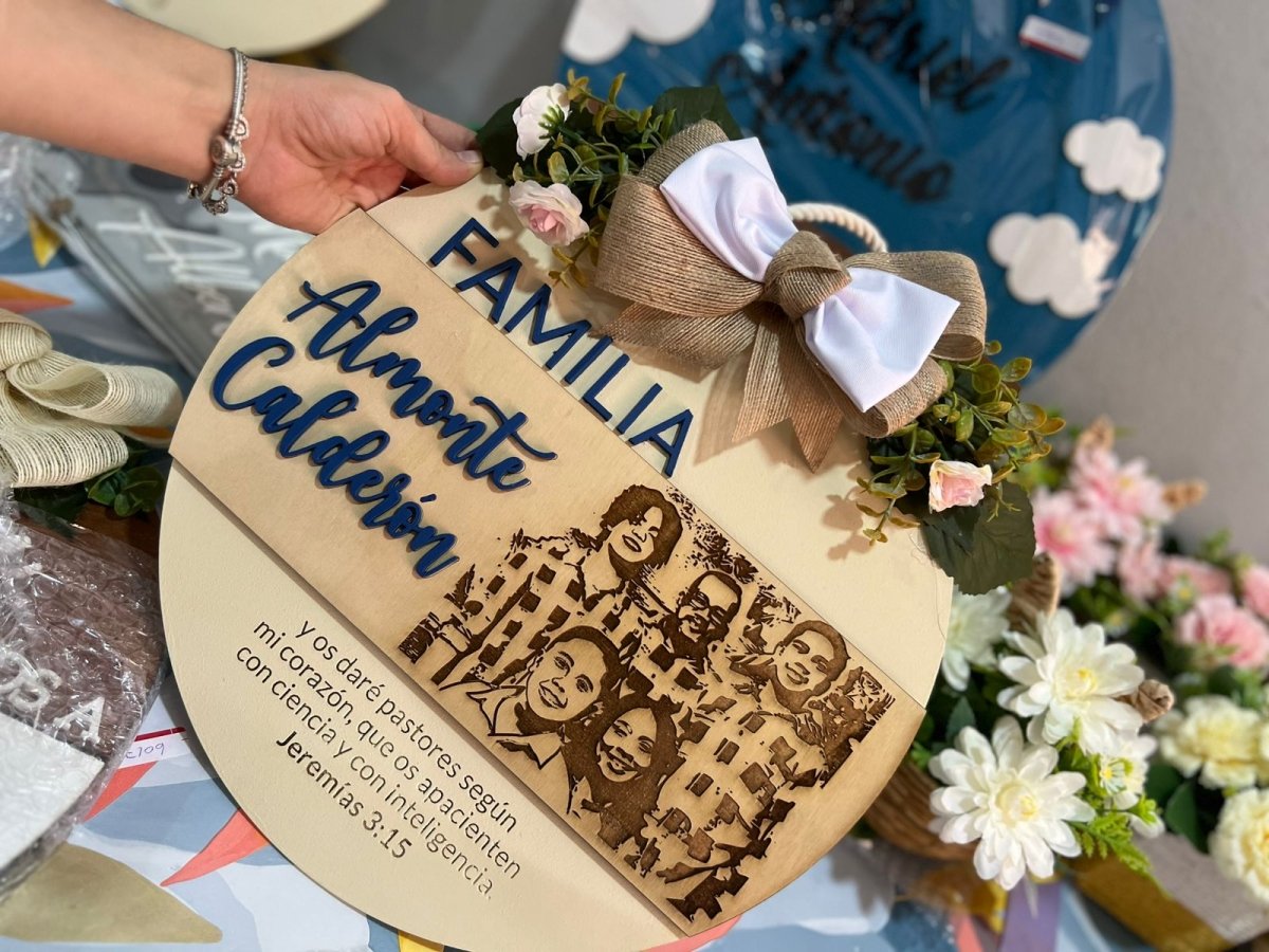 Familiar colgante de puerta con apellidos - Felt Craft RD