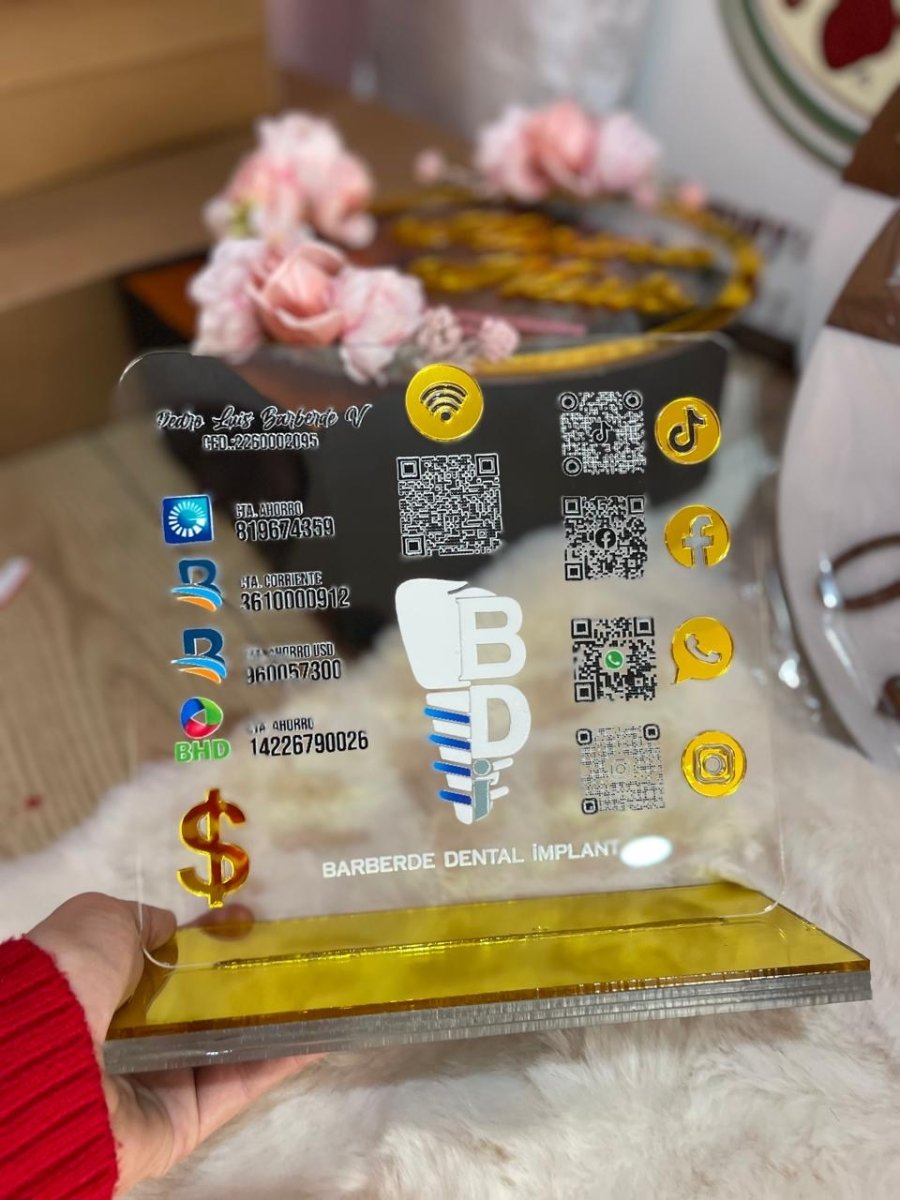 Hablador acrílico para restaurante o tienda con QR – Feltcraft RD