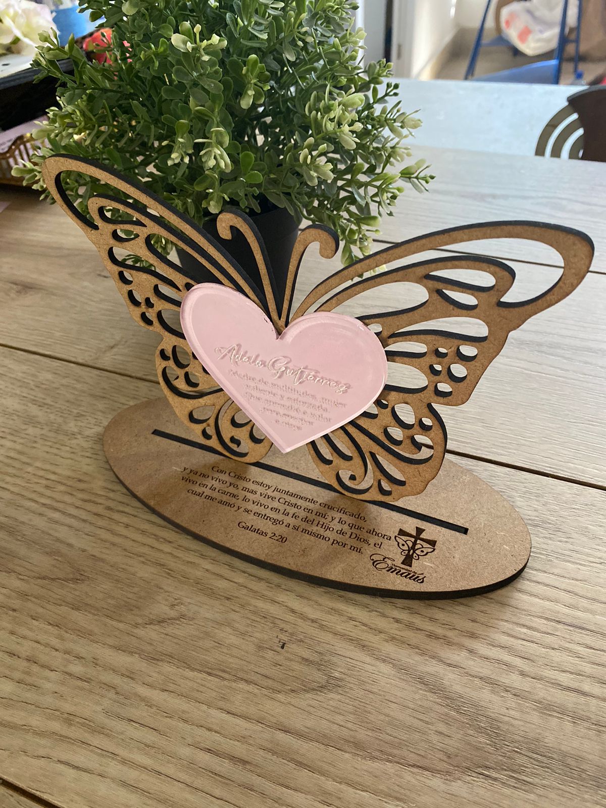 Mariposa de madera de mesa para regalo de boda y aniversarios República Dominicana