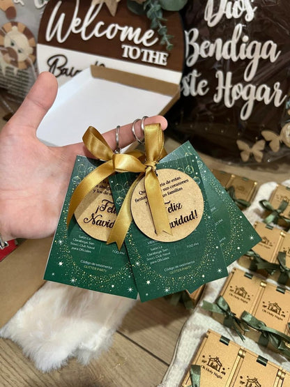 Tarjeta de boda grabada en madera