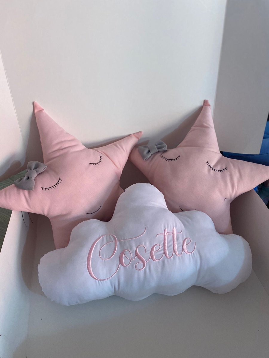 Juego de almohadas con forma de estrella y luna personalizadas para habitación de bebé - Felt Craft RD