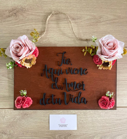 Letrero de madera con flores con mensaje personalizado - Felt Craft RD