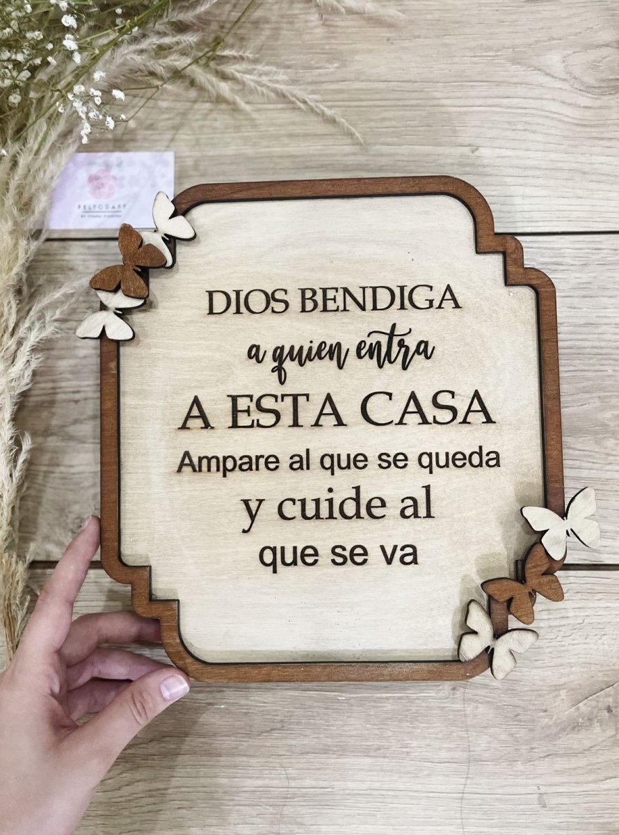 Letrero personalizado en madera Dios bendiga esta casa - Felt Craft RD