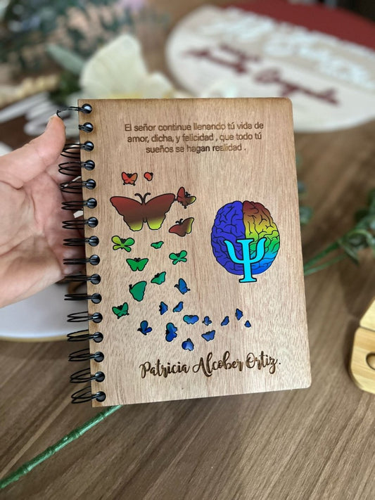 Libreta personalizada en madera con color - Felt Craft RD