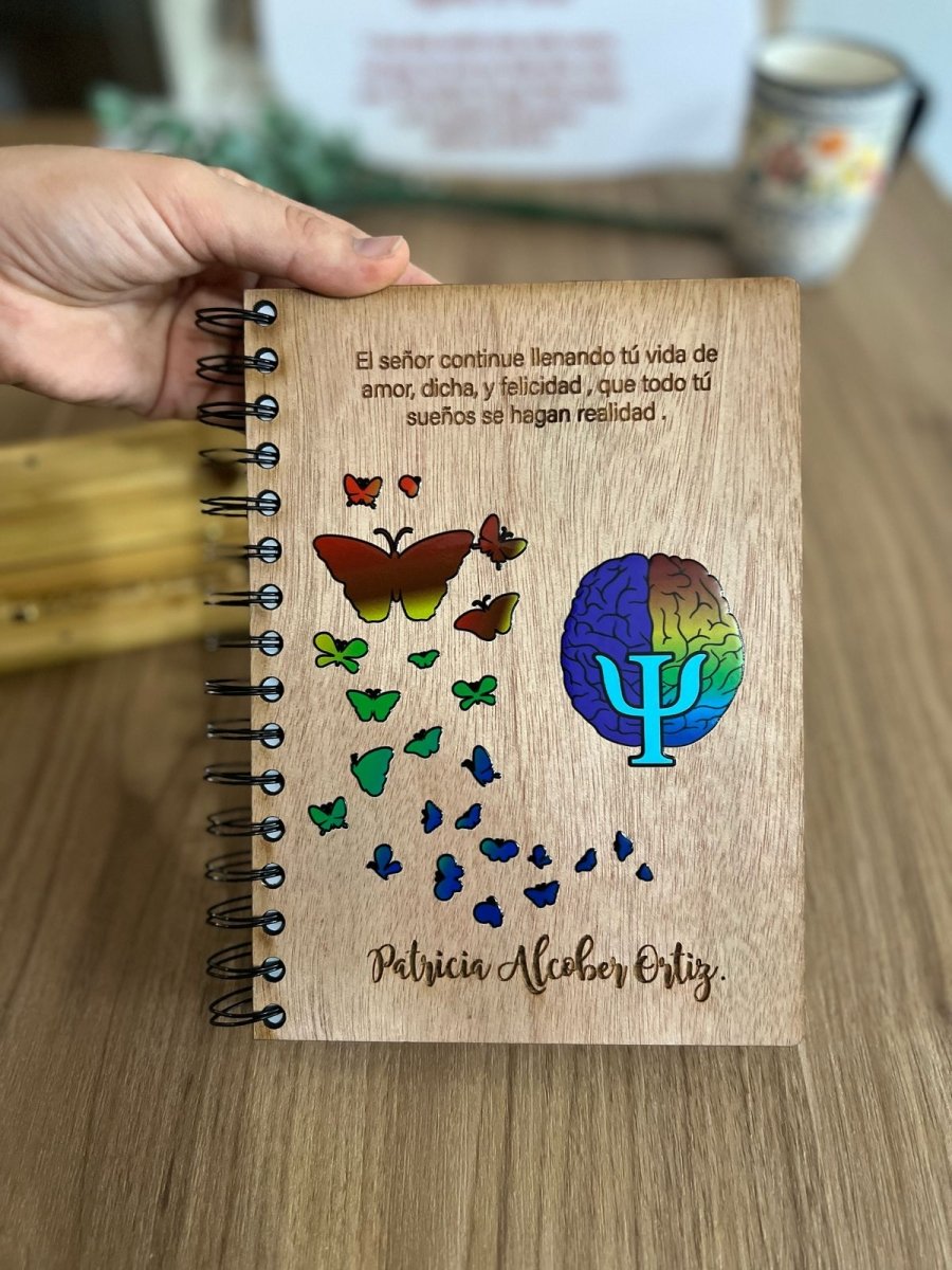 Libreta personalizada en madera con color - Felt Craft RD