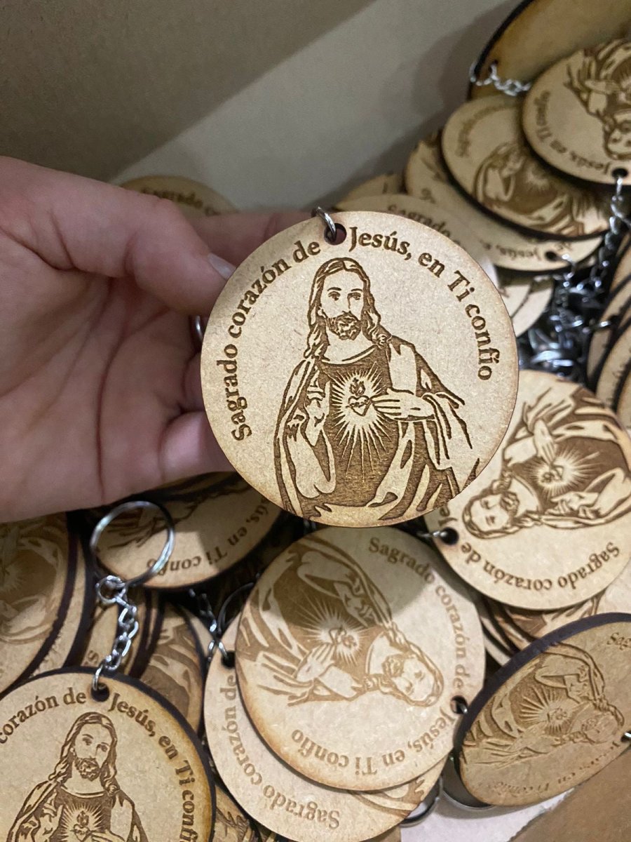 Llaveros cristianos en madera personalizados - Felt Craft RD