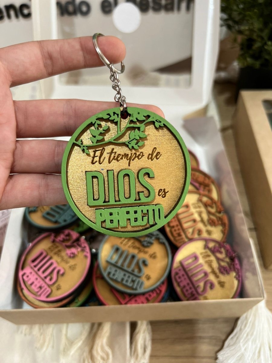 Llaveros personalizados coloridos para empresas y eventos