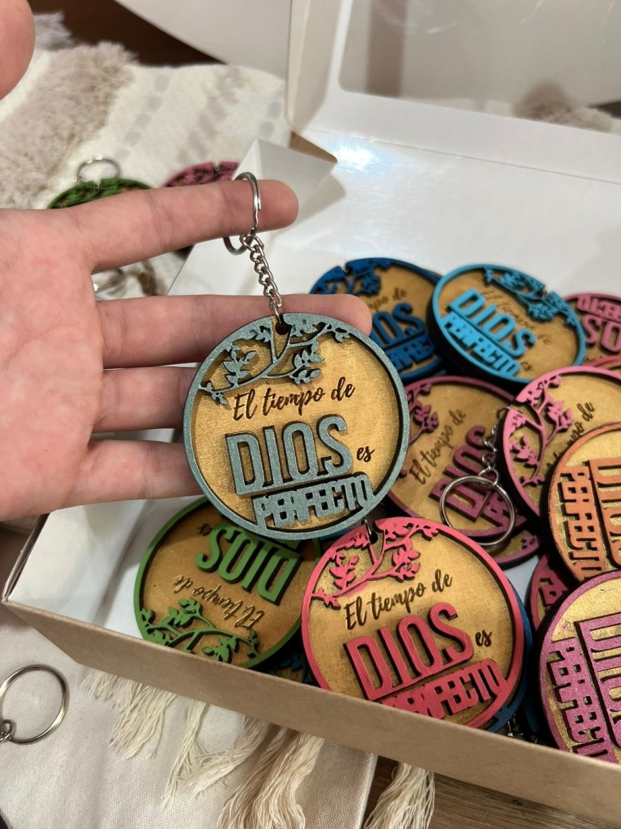 Llaveros personalizados coloridos para empresas y eventos