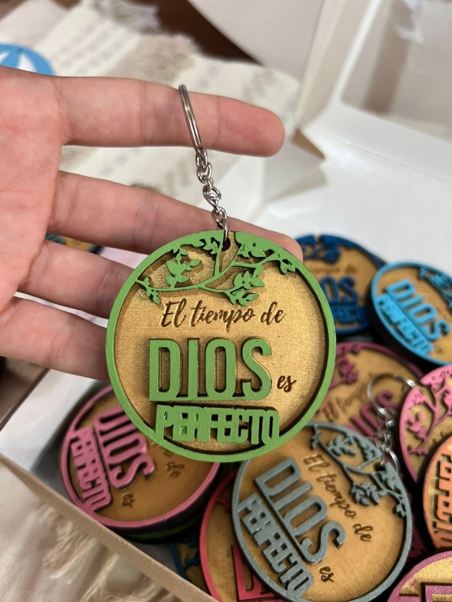 Llaveros personalizados coloridos para empresas y eventos