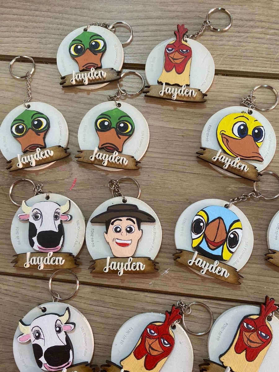 Llaveros personalizados de animalitos en madera Santo Domingo - Felt Craft RD