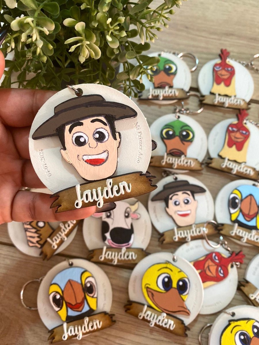 Llaveros personalizados de animalitos en madera Santo Domingo - Felt Craft RD