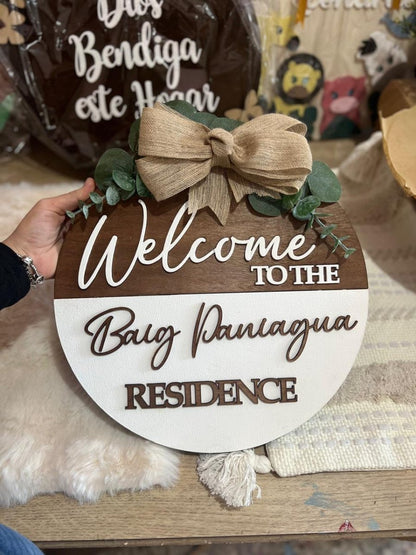 Madera colgante puerta familiar con apellido - Felt Craft RD