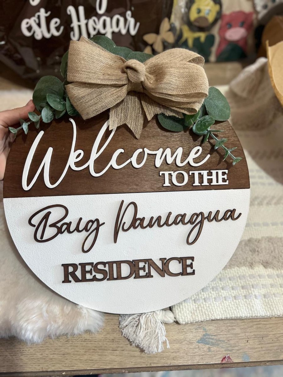 Madera colgante puerta familiar con apellido - Felt Craft RD