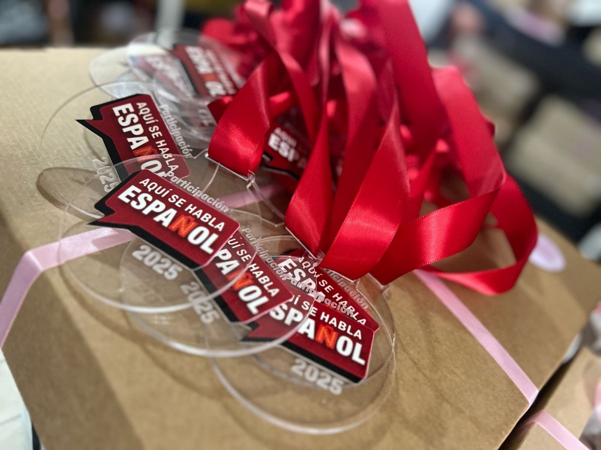 Medalla personalizada reconocimiento - Felt Craft RD