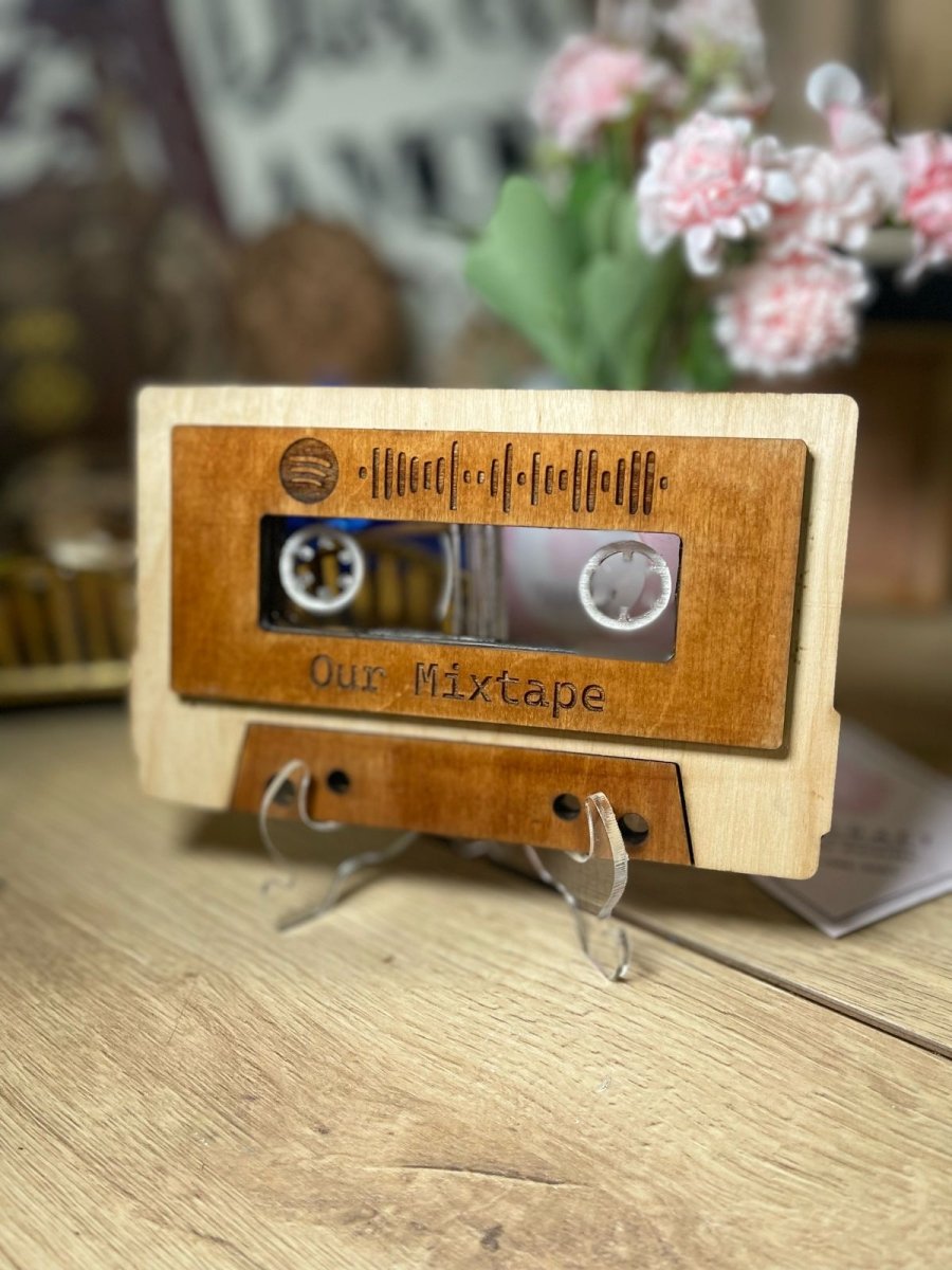 Mixtape personalizado de madera para regalo de pareja - Felt Craft RD