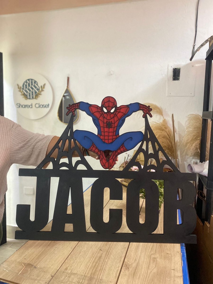 Nombre con decoración de spiderman de pared para regalo de niño - Felt Craft RD