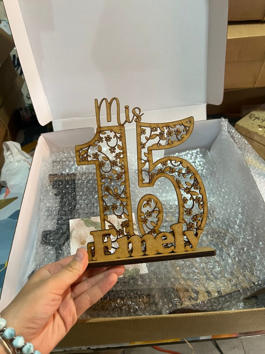 Pisa papel Cumpleaños en madera - Felt Craft RD