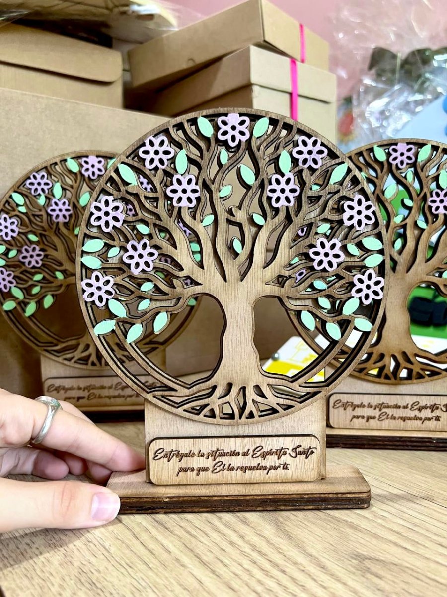 Decoración artesanal Árbol de la Vida en madera y acrílico – Feltcraft RD