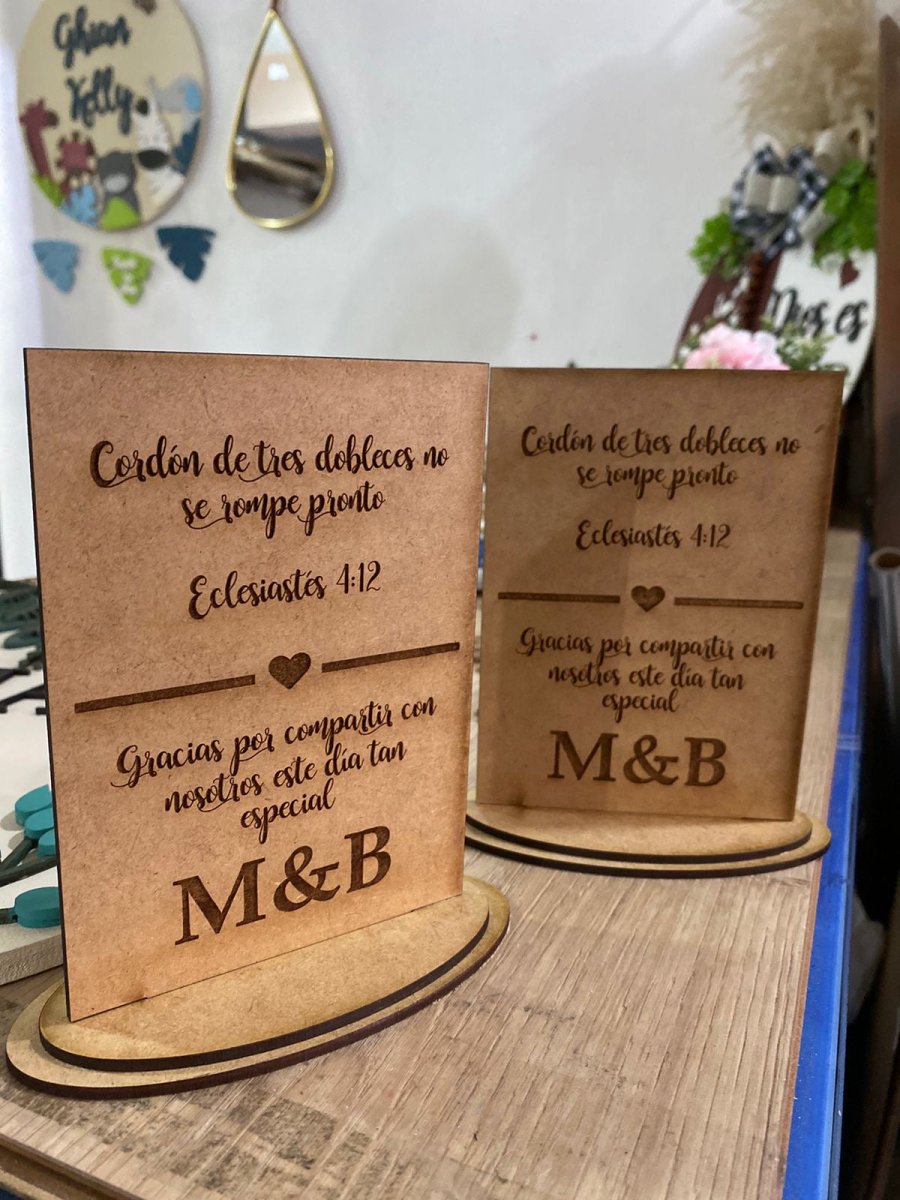 Pisapapeles de Regalo para pareja con mensaje personalizado de madera - Felt Craft RD