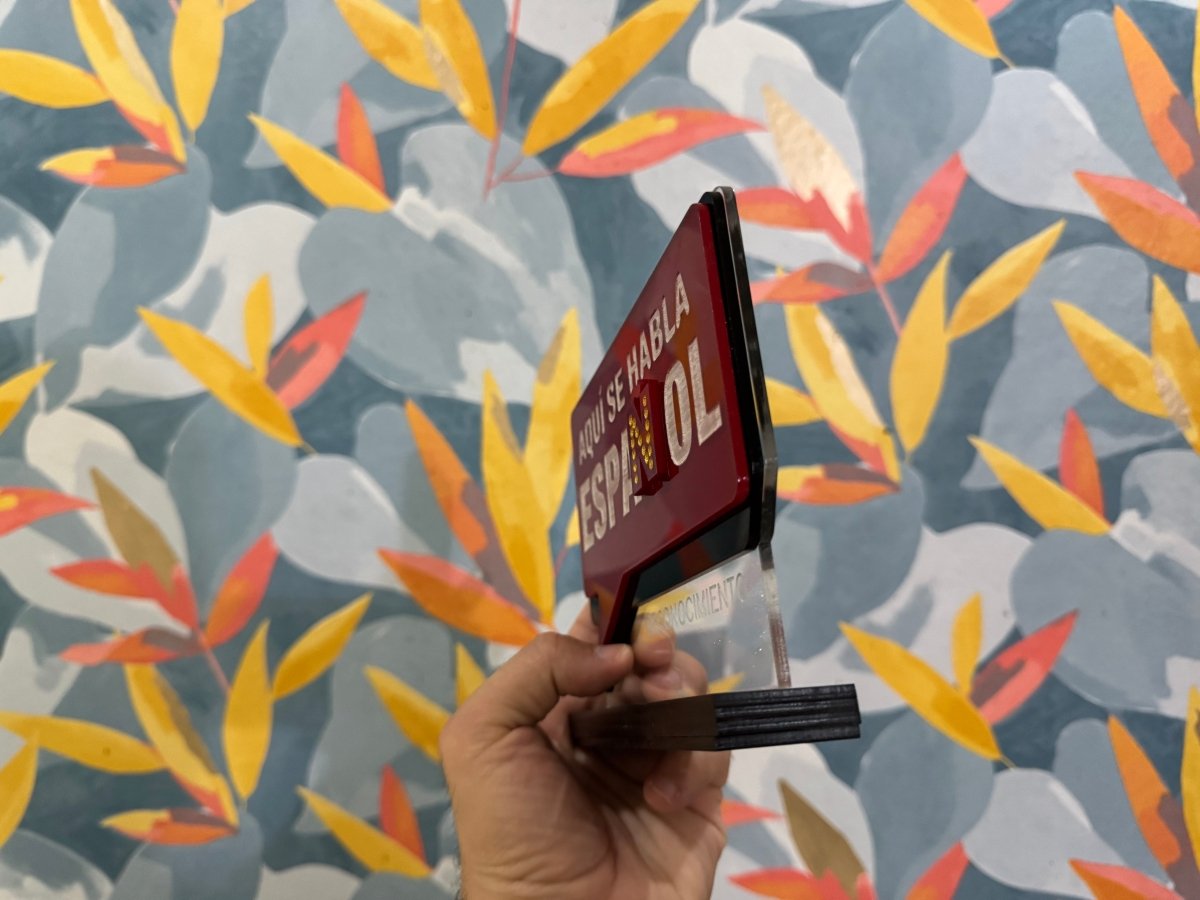 Placa personalizada de reconocimiento en acrilico - Felt Craft RD