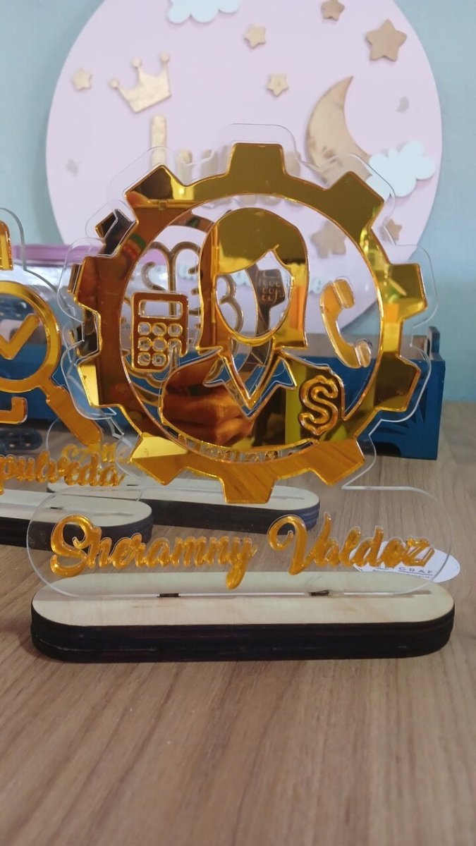 Placas de reconocimiento empresarial - Felt Craft RD