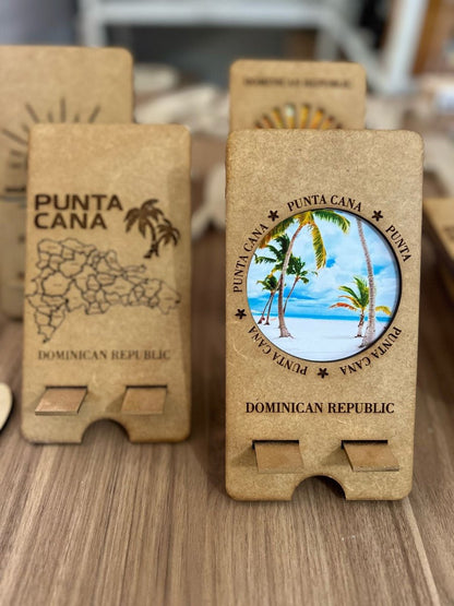 Porta celular en madera con nombre - Felt Craft RD