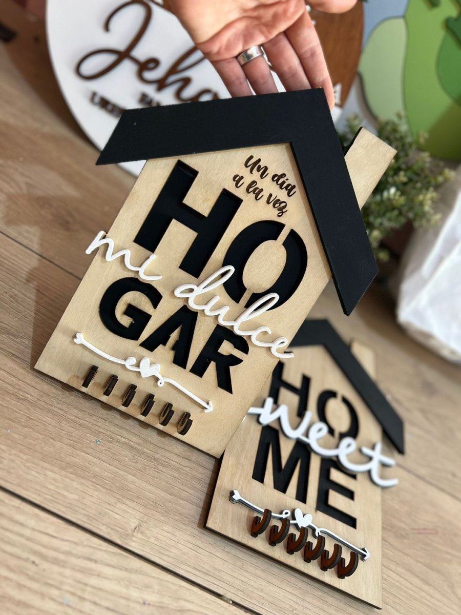 Porta llaveros en madera con diseño hecho a láser