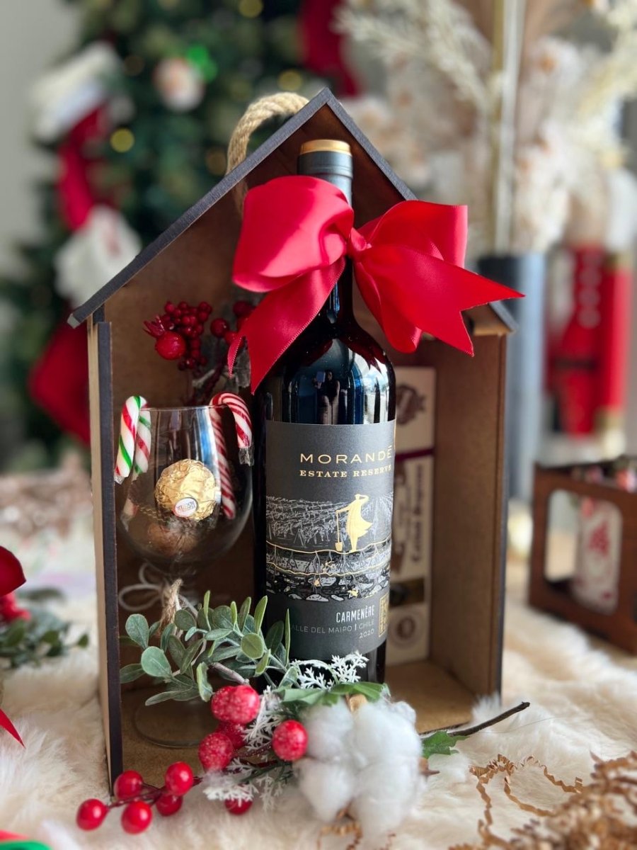 Estuche de madera personalizado con lazo para vino o whisky