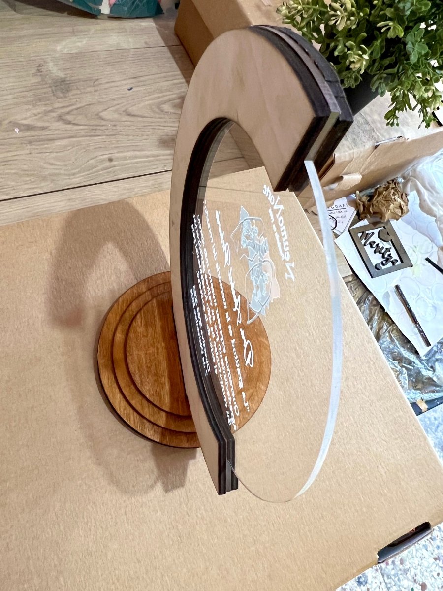 Reconocimiento en madera y acrilico - Felt Craft RD