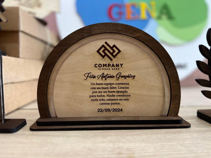 Reconocimientos personalizados en Madera y acrilico - Felt Craft RD