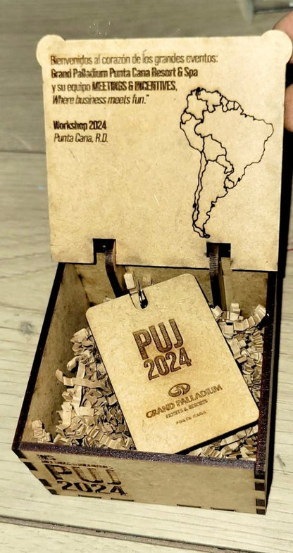 Regalo corporativo en madera caja souvenir - Felt Craft RD