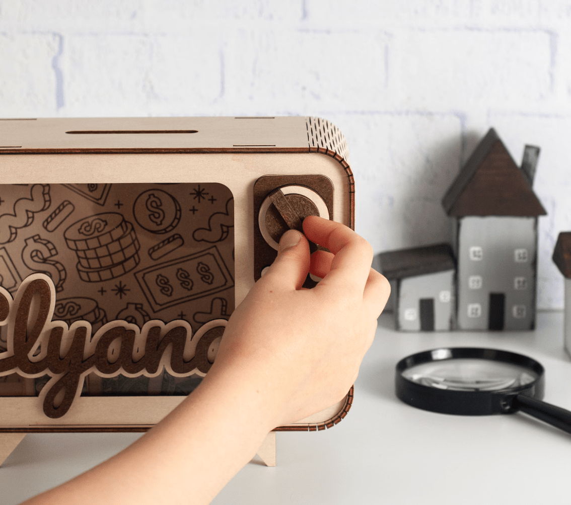 Regalo personalizado alcancia personalizada en madera - Felt Craft RD