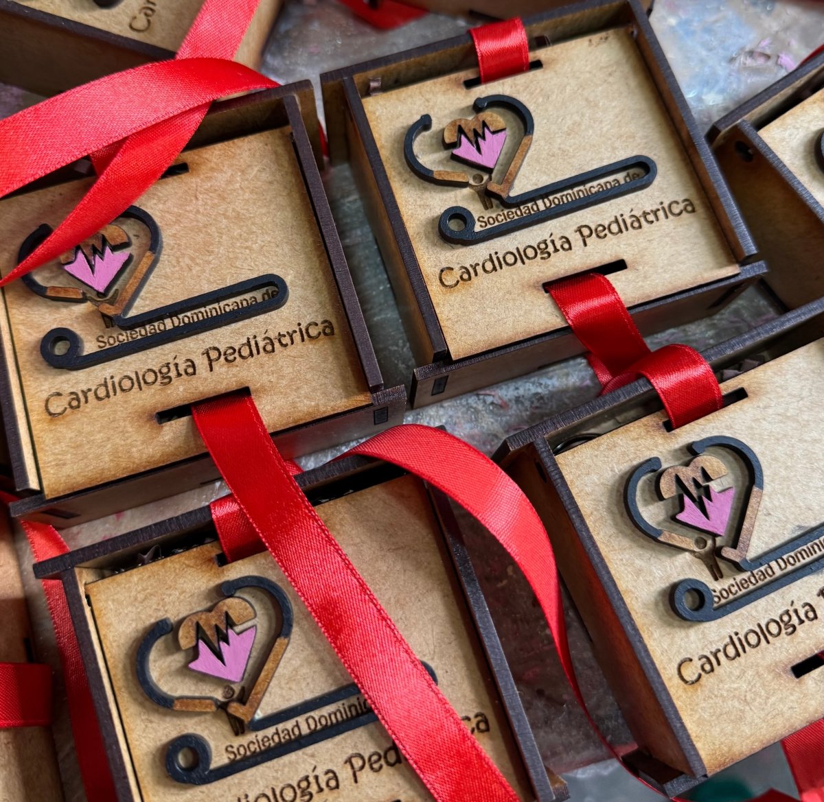 Residencia medica regalo personalizado en madera - Felt Craft RD