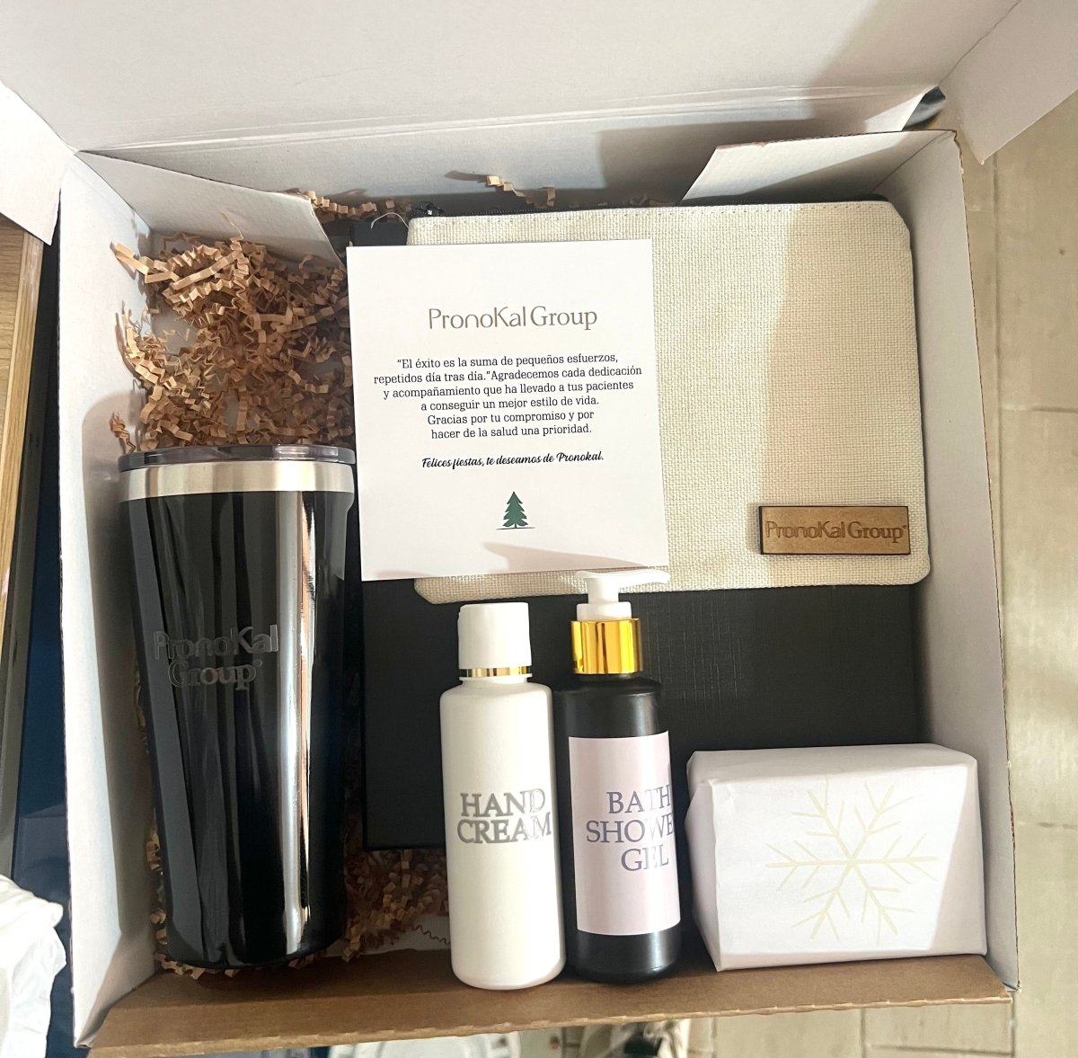 Set de merchandising jabon locion crema de mano y termo - Felt Craft RD