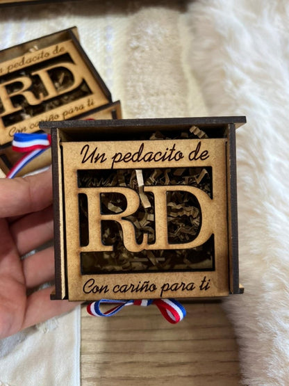 Souvenir caja en madera dominicana - Felt Craft RD