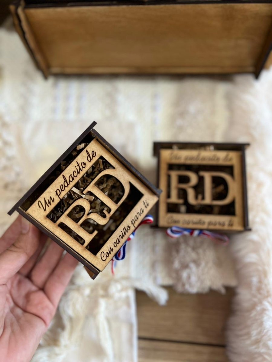 Souvenir caja en madera dominicana - Felt Craft RD