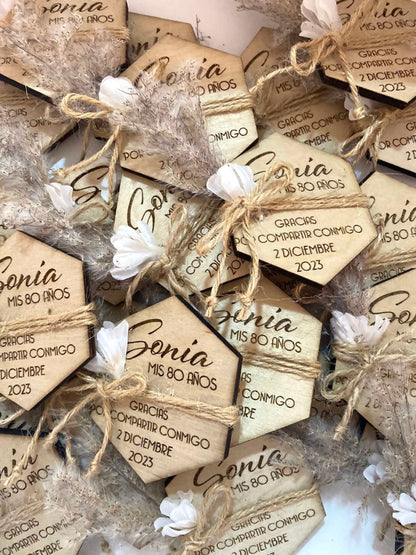 Souvenir con mensaje para cumpleaños, bodas y eventos personalizado de madera República Dominicana - Felt Craft RD