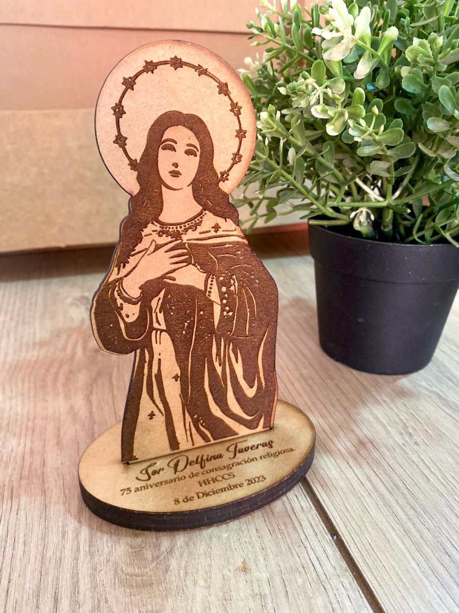 Souvenir de mesa de la Virgen Maria personalizado de madera en Santo Domingo - Felt Craft RD