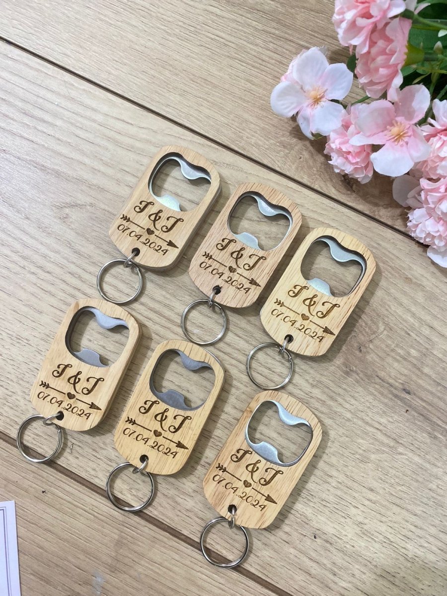 Souvenir destapadores para boda personalizados en Santo Domingo - Felt Craft RD