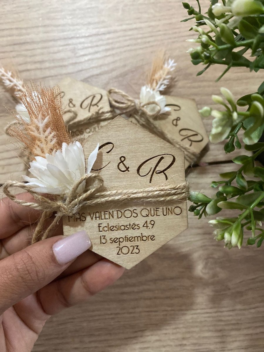 Souvenir para Boda personalizado de madera República Dominicana - Felt Craft RD