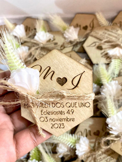 Souvenir para Boda personalizado de madera República Dominicana - Felt Craft RD