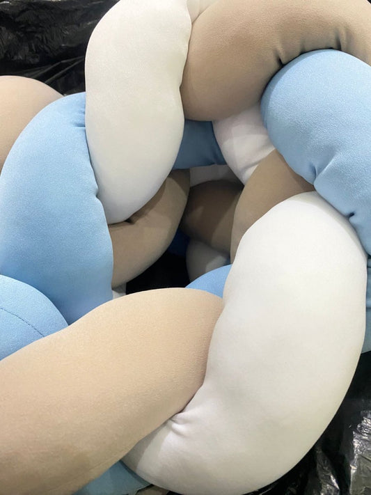 Trenzado de almohada personalizado para cuna de habitación de bebé - Felt Craft RD