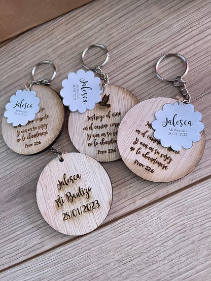 Llaveros personalizados en madera para Bautizo en Santo Domingo