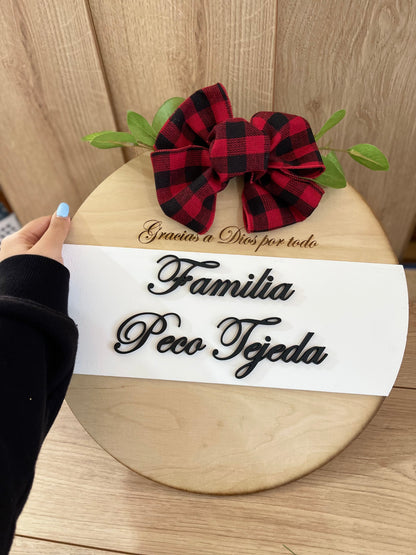 Colgante familiar puerta de casaSouvenirs de cajitas para bodas personalizadas en madera